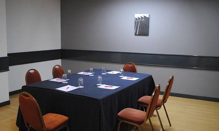 B Room Hotel Ilunion Romareda Zaragoza B Room Hotel Ilunion Romareda Zaragoza