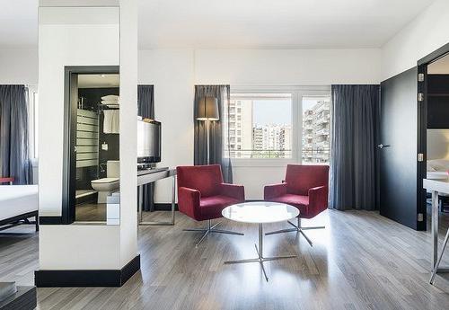Hotel Ilunion Romareda Zaragoza Hotel Ilunion Romareda Zaragoza